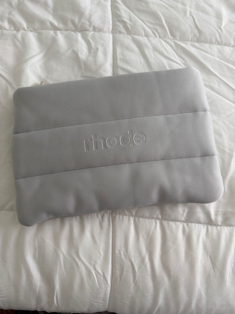 RHODE Quilted Pouch in Gray